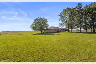 12317 N 1100 East Road, Catlin, IL 61817 - Photo 5
