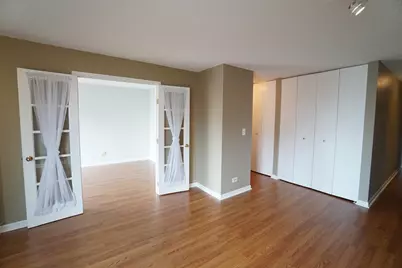 1122 N Clark Street #1004, Chicago, IL 60610 - Photo 3