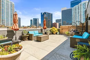 560 W Fulton St, Chicago, IL 60661 - Photo 15