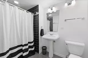 570 W Camden Ln, South Elgin, IL 60177 - Photo 21