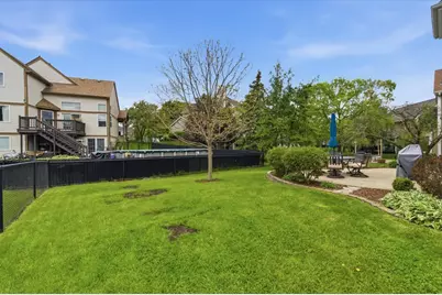 570 W Camden Lane, South Elgin, IL 60177 - Photo 23