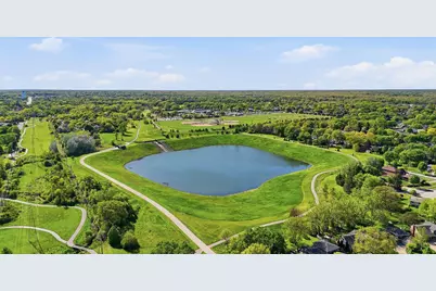1 Renaissance Place #816, Palatine, IL 60067 - Photo 3