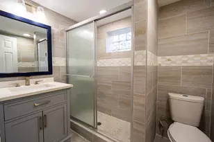 734 E 105th St, Chicago, IL 60628 - Photo 13