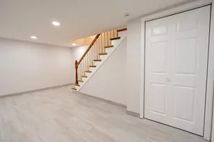 734 E 105th St, Chicago, IL 60628 - Photo 15