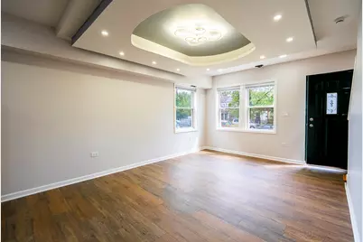 734 E 105th Street, Chicago, IL 60628 - Photo 3