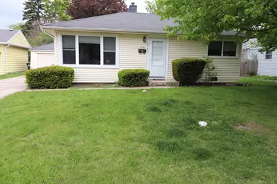 2702 Saint James Street, Rolling Meadows, IL 60008 - Photo 1