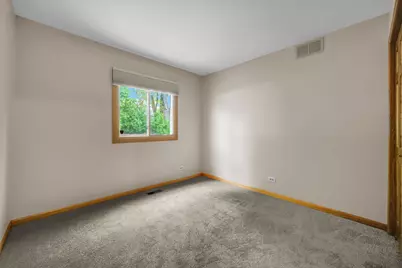 S075 Pleasant Hill Road, Wheaton, IL 60187 - Photo 15