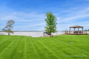 26481 W Springwell Ave, Antioch, IL 60002 - Photo 17