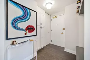 100 E Walton St, Chicago, IL 60611 - Photo 3