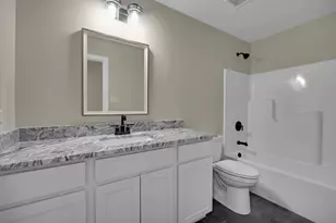 214 Columbus Rd, Streator, IL 61364 - Photo 13