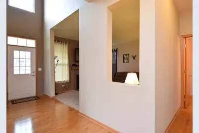 206 W Park Avenue #D, Sugar Grove, IL 60554 - Photo 7