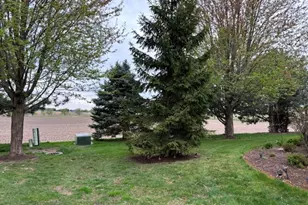 206 W Park Ave, Sugar Grove, IL 60554 - Photo 13