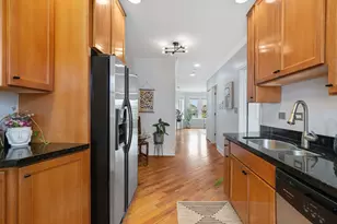3916 W Cortland St, Chicago, IL 60647 - Photo 9