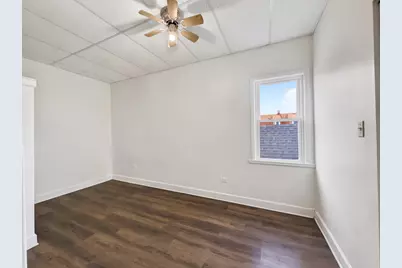 9046 S Brandon Avenue #3, Chicago, IL 60617 - Photo 11
