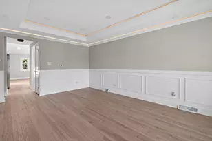 5733 W 83rd Pl, Burbank, IL 60459 - Photo 13