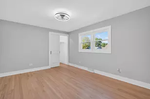 5733 W 83rd Pl, Burbank, IL 60459 - Photo 21