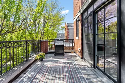 3252 N Seminary Avenue #3, Chicago, IL 60657 - Photo 9