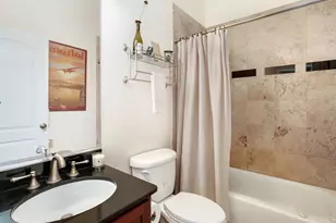 1933 W Irving Park Rd, Chicago, IL 60613 - Photo 13