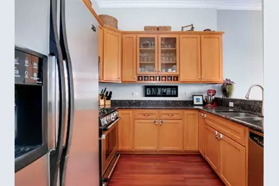 1933 W Irving Park Road #3, Chicago, IL 60613 - Photo 7