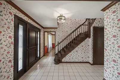 6723 Kingswood Road, Willowbrook, IL 60527 - Photo 9