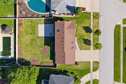 6723 Kingswood Road, Willowbrook, IL 60527 - Photo 3