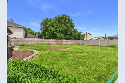 6723 Kingswood Road, Willowbrook, IL 60527 - Photo 37
