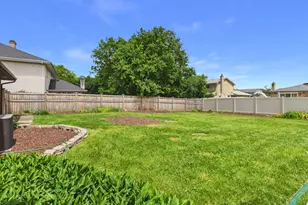 6723 Kingswood Rd, Willowbrook, IL 60527 - Photo 37