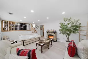 5815 W 87th Pl, Oak Lawn, IL 60453 - Photo 11