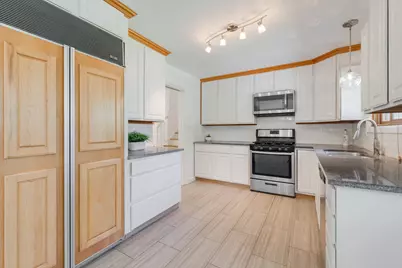 945 Nottingham Lane, Crystal Lake, IL 60014 - Photo 7