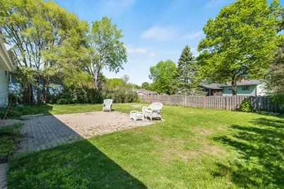 945 Nottingham Lane, Crystal Lake, IL 60014 - Photo 23