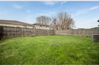 9359 Ridgeland Avenue, Oak Lawn, IL 60453 - Photo 17