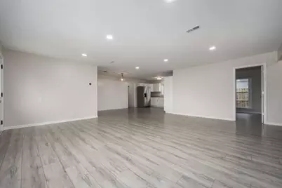 9359 Ridgeland Avenue, Oak Lawn, IL 60453 - Photo 5