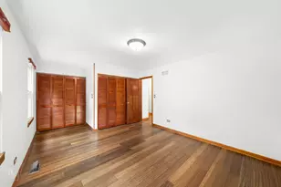 1555 N Gatewood Ave, Palatine, IL 60067 - Photo 9