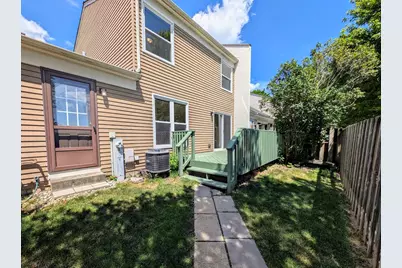 1555 N Gatewood Avenue, Palatine, IL 60067 - Photo 15