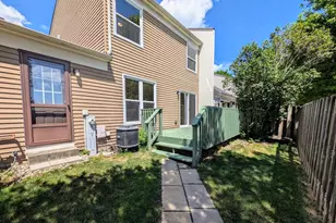 1555 N Gatewood Ave, Palatine, IL 60067 - Photo 15
