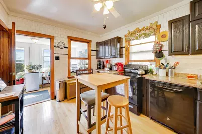 3310 N Lawndale Avenue, Chicago, IL 60618 - Photo 9