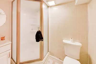 3310 N Lawndale Avenue, Chicago, IL 60618 - Photo 27