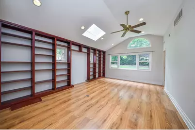 532 Ranch Road, Wheaton, IL 60187 - Photo 15