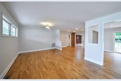 532 Ranch Road, Wheaton, IL 60187 - Photo 9