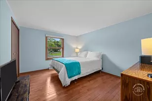 1271 N Randall Rd, Aurora, IL 60506 - Photo 15