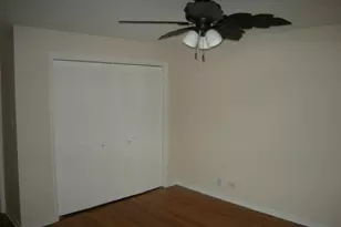 9207 S Kedzie Ave, Evergreen Park, IL 60805 - Photo 9