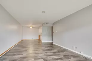 3A Kingery Quarter, Willowbrook, IL 60527 - Photo 5