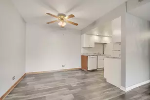 3A Kingery Quarter, Willowbrook, IL 60527 - Photo 7