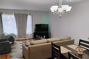 904 S Edward St, Mount Prospect, IL 60056 - Photo 7