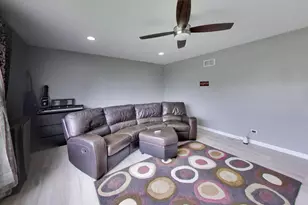3091 Longcommon Pkwy, Elgin, IL 60124 - Photo 21