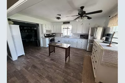 312 W Washington Street, Farina, IL 62838 - Photo 9