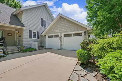 1202 W Healey Street, Champaign, IL 61821 - Photo 5