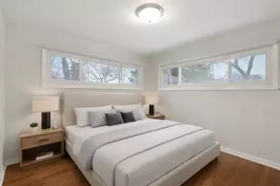 6803 N Keeler Ave, Lincolnwood, IL 60712 - Photo 11