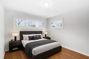 6803 N Keeler Ave, Lincolnwood, IL 60712 - Photo 13