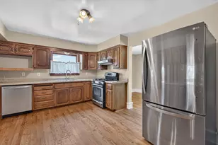 706 Fuller Ave, Streator, IL 61364 - Photo 13